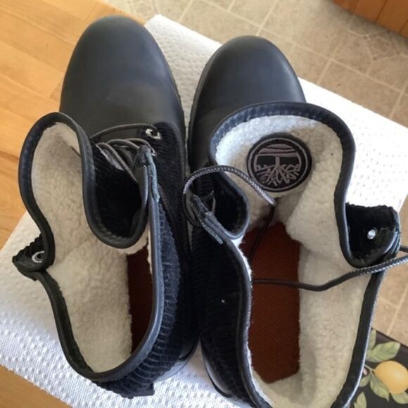 timberland New CONDITION MEN FUR LINED BLACK LEATHER BOOTS SIZE 8.5 - Picture 7 of 7